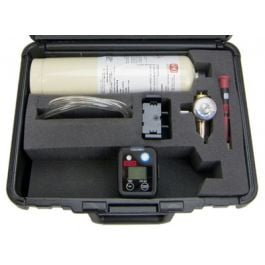 73-0060-50 Kit including a CO-03 with alkaline batteries, screwdriver, and small padded case